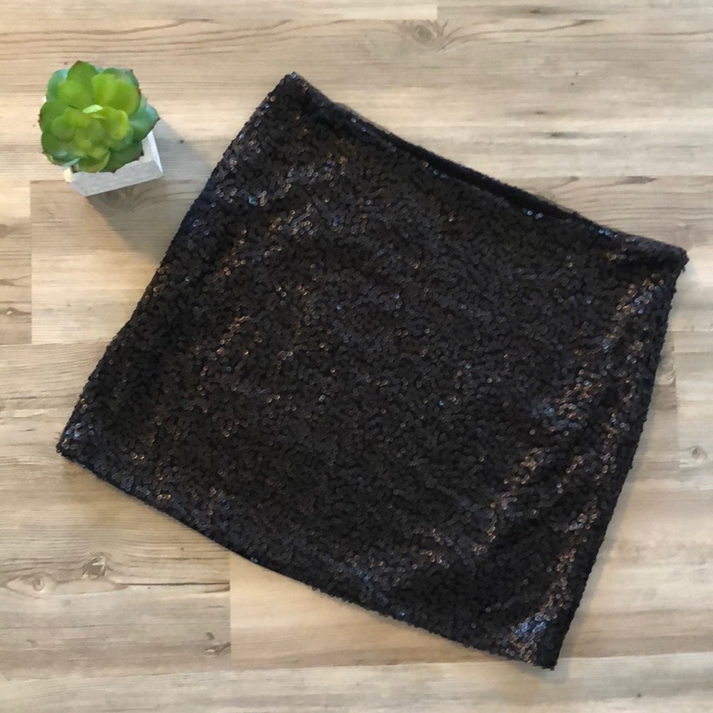 🖤BLACK SEQUIN SKIRT-SZ MEDIUM 🖤